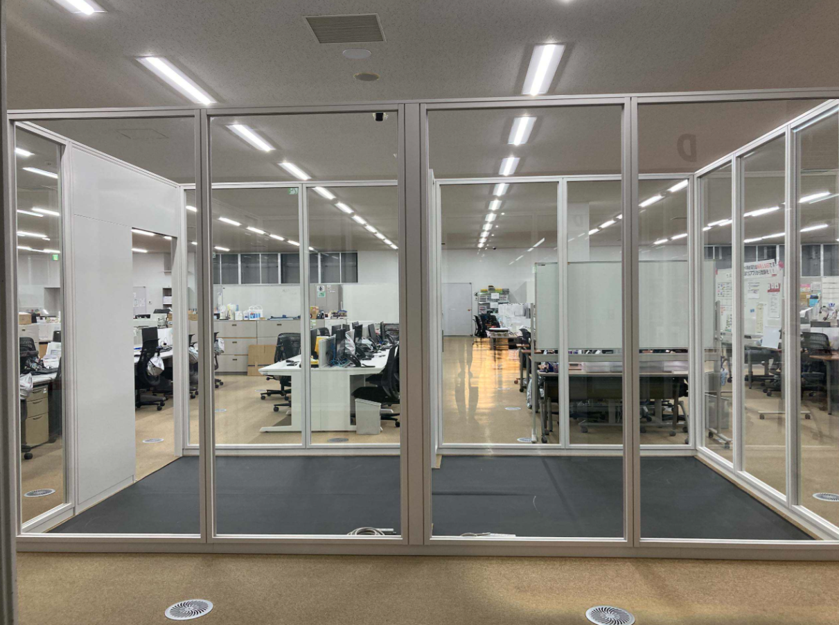 0820_1 間仕切工事(イトーキ作業).png